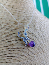 Cargar imagen en el visor de la galería, Colgante Bruja de Plata con Amatista
