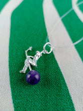 Cargar imagen en el visor de la galería, Colgante Bruja de Plata con Amatista
