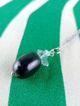 Cargar imagen en el visor de la galería, Colgante Shunguita con Cuarzo Herkimer Mod 2
