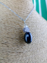 Cargar imagen en el visor de la galería, Colgante Shunguita con Cuarzo Herkimer Mod 6
