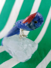 Cargar imagen en el visor de la galería, Loro Azul
