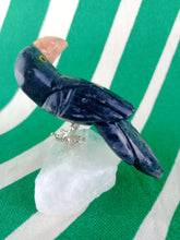 Cargar imagen en el visor de la galería, Tucan
