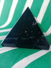 Cargar imagen en el visor de la galería, Piramide Turmalina Grande Mod 1
