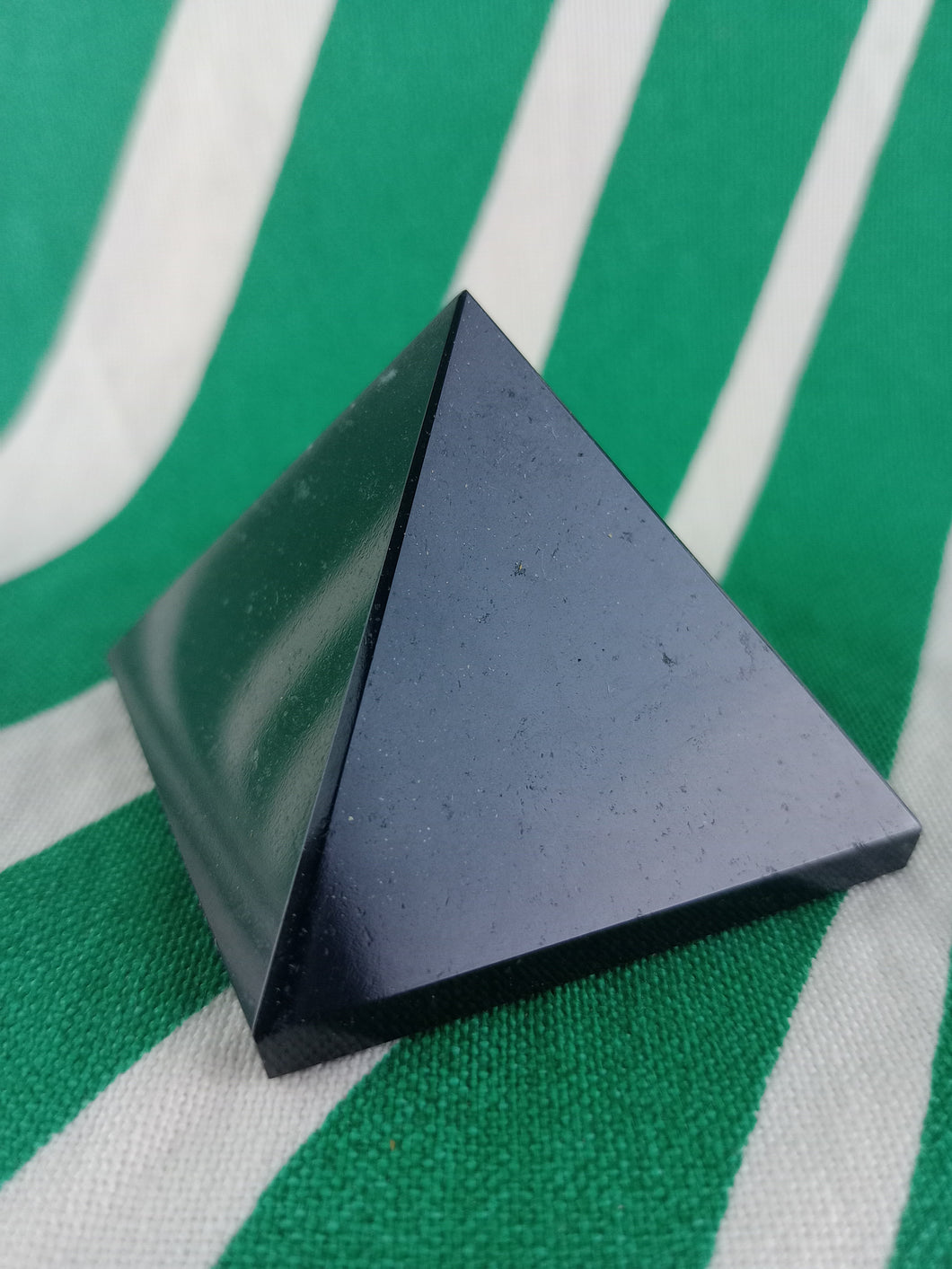 Piramide Turmalina Pequeña Mod 2