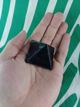Cargar imagen en el visor de la galería, Piramide Turmalina Pequeña Mod 2
