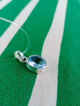 Cargar imagen en el visor de la galería, Colgante Topacio Plata Azul
