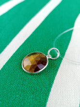 Cargar imagen en el visor de la galería, Colgante Ojo de Tigre Plata Mod 1
