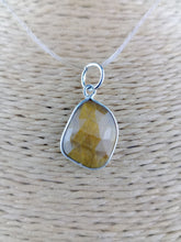 Cargar imagen en el visor de la galería, Colgante Ojo de Tigre Plata Mod 3
