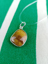 Cargar imagen en el visor de la galería, Colgante Ojo de Tigre Plata Mod 3
