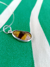 Cargar imagen en el visor de la galería, Colgante Ojo de Tigre Plata Mod 2
