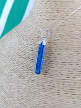 Cargar imagen en el visor de la galería, Colgante Cianita Azul Plata Mod 2
