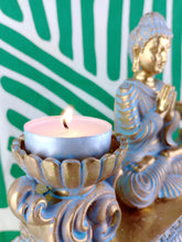 Cargar imagen en el visor de la galería, Portavelas Buda Dorado
