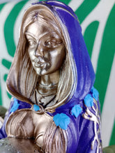 Cargar imagen en el visor de la galería, Madre Tierra Lunas
