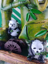 Cargar imagen en el visor de la galería, Fuente Panda Molino Agua
