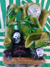 Cargar imagen en el visor de la galería, Fuente Panda Molino Agua
