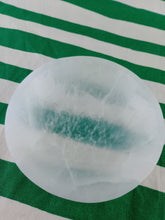 Cargar imagen en el visor de la galería, Cuenco Selenita Sin Base
