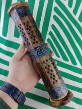 Cargar imagen en el visor de la galería, Incensario Torre Hexagonal Metal
