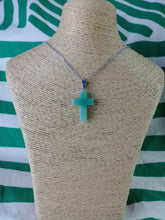 Cargar imagen en el visor de la galería, Colgante Cruz Aventurina
