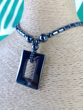 Cargar imagen en el visor de la galería, Collar hematites

