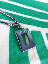 Cargar imagen en el visor de la galería, Collar hematites
