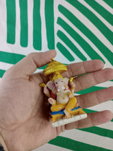 Cargar imagen en el visor de la galería, Ganesha Paraguas
