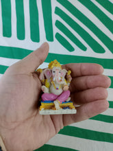 Cargar imagen en el visor de la galería, Ganesha Trono
