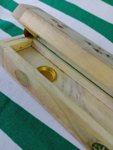 Cargar imagen en el visor de la galería, Oferta Incensario Baul del Arbol Vida
