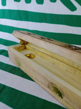 Cargar imagen en el visor de la galería, Oferta Incensario Baul de Elefante
