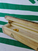 Cargar imagen en el visor de la galería, Oferta Incensario Baul de Buda
