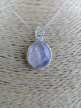 Cargar imagen en el visor de la galería, Colgante Cuarzo Rosa Plata Mod 2
