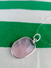 Cargar imagen en el visor de la galería, Colgante Cuarzo Rosa Plata Mod 4
