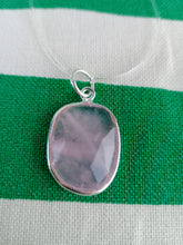 Cargar imagen en el visor de la galería, Colgante Cuarzo Rosa Plata Mod 4
