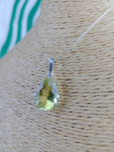 Cargar imagen en el visor de la galería, Colgante Cuarzo Limon Plata Lagrima
