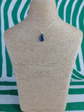 Cargar imagen en el visor de la galería, Colgante Lagrima Labradorita Plata Mod. 2
