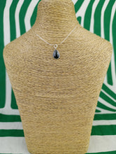 Cargar imagen en el visor de la galería, Colgante Turmalina Verde Plata Mod. 3
