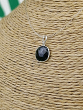 Cargar imagen en el visor de la galería, Colgante Turmalina Verde Plata Mod. 2
