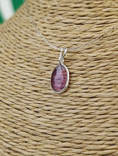 Cargar imagen en el visor de la galería, Colgante Turmalina Rosa Plata Mod. 1
