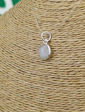 Cargar imagen en el visor de la galería, Colgante Piedra Luna Pequeño Mod. 5

