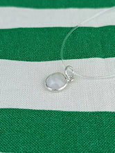 Cargar imagen en el visor de la galería, Colgante Piedra Luna Pequeño Mod. 5
