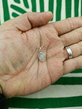 Cargar imagen en el visor de la galería, Colgante Piedra Luna Pequeño Mod. 4
