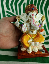 Cargar imagen en el visor de la galería, Ganesha Trono Color Grande
