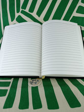 Cargar imagen en el visor de la galería, Cuaderno de Terciopelo Negro Fases Lunares
