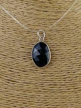 Cargar imagen en el visor de la galería, Colgante Turmalina Negra Plata Mod. 3
