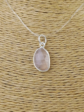 Cargar imagen en el visor de la galería, Colgante Cuarzo Rosa Plata Mod 6
