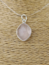 Cargar imagen en el visor de la galería, Colgante Cuarzo Rosa Plata Mod 8
