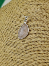 Cargar imagen en el visor de la galería, Colgante Cuarzo Rosa Plata Mod 7
