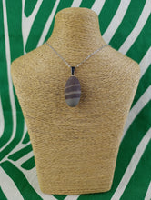 Cargar imagen en el visor de la galería, Colgante Shiva Lingam Mod 9 Pequeño
