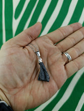Cargar imagen en el visor de la galería, Colgante Taramita (Escoba de Bruja) Mod. 11
