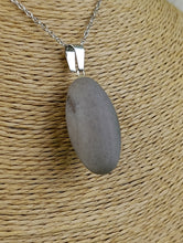Cargar imagen en el visor de la galería, Colgante Shiva Lingam Mod 8 Pequeño
