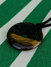 Cargar imagen en el visor de la galería, Colgante Donut Ojo de Tigre Mod 2
